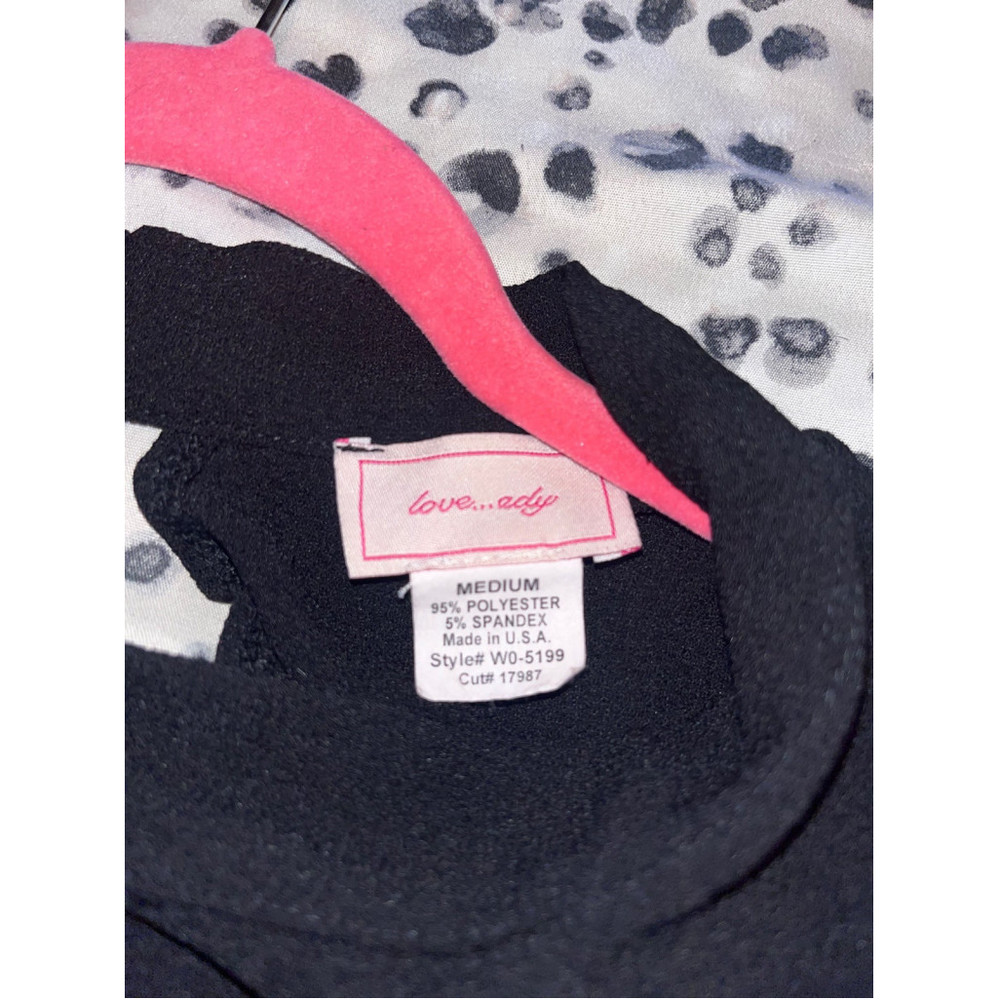 LOVE…ADY BLACK SLEEVELESS KEYHOLE DRESS - Picture 5 of 6